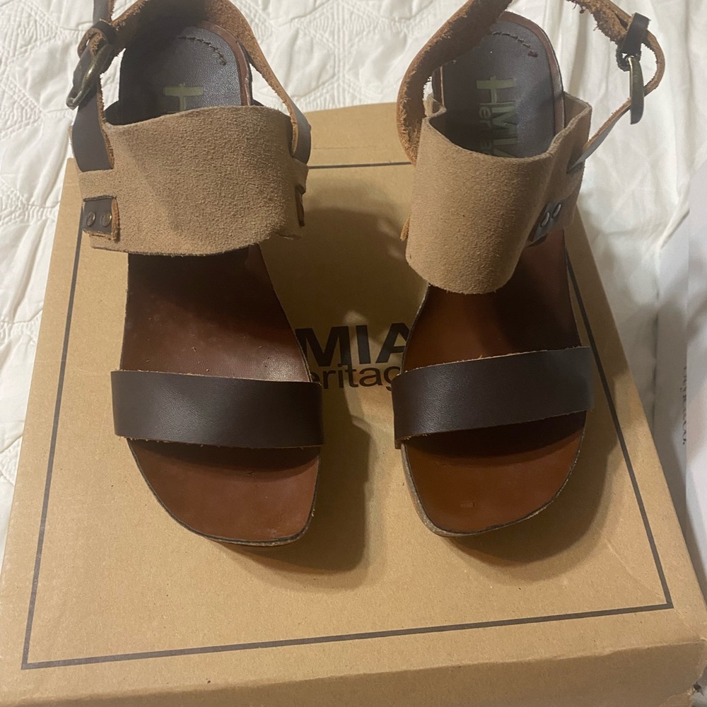 MIA Women's Brown Sandals